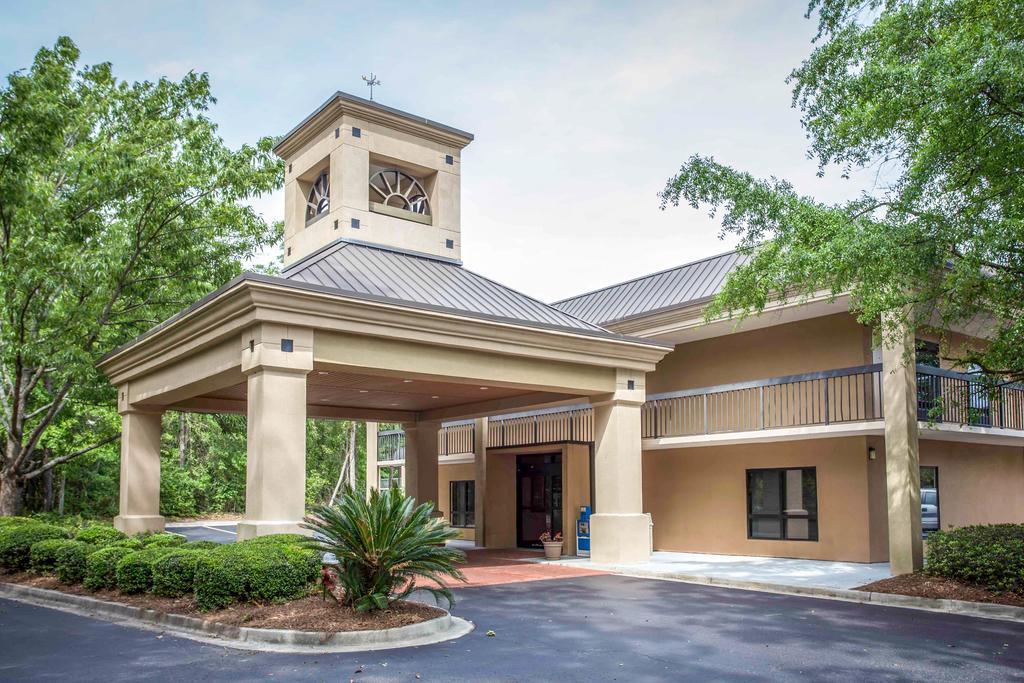 Clarion Inn & Suites Aiken South Exteriör bild